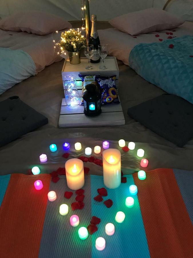 Glamping Kaki - Medium Bell Tent Singapura Luaran gambar